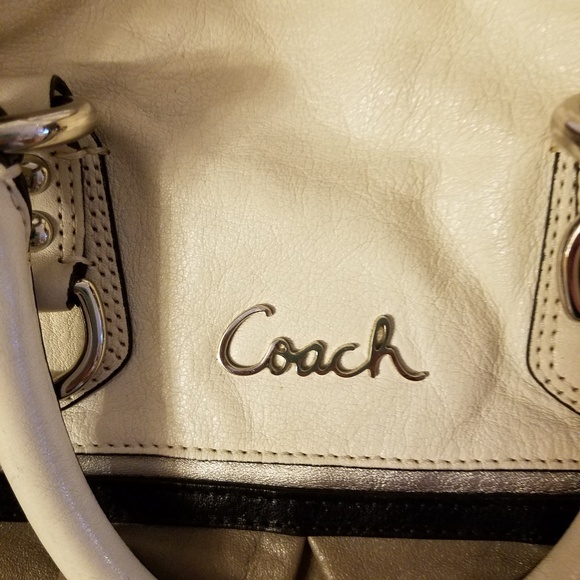 Coach Purse - Picture 2 of 6